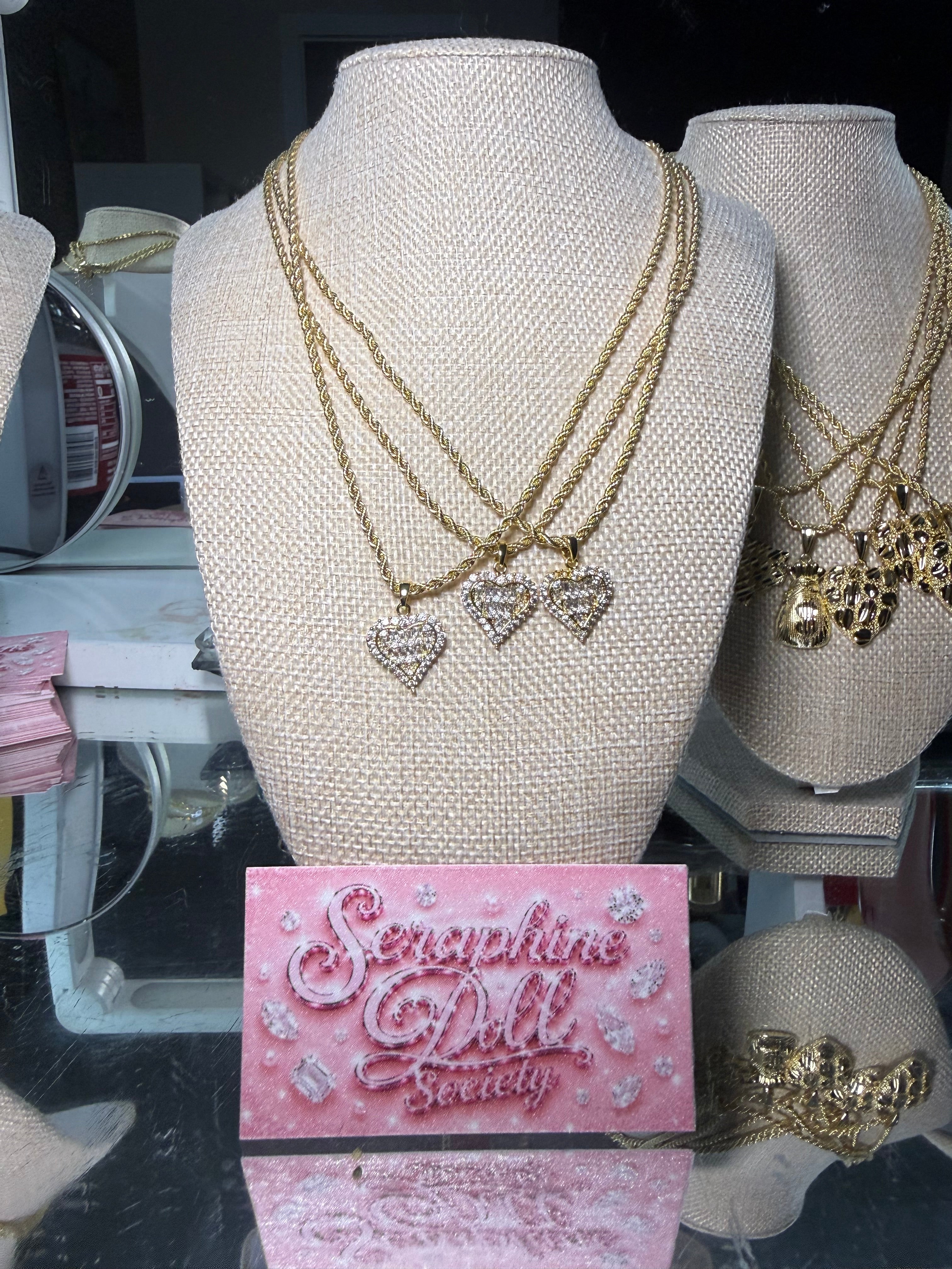 ICY HRT NECKLACE